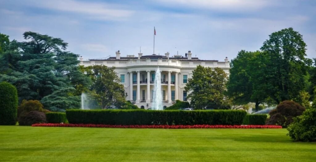 アメリカ大統領選当日!どうなる!?
